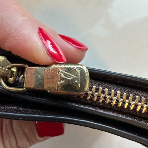 PREOWNED Authentic Louis Vuitton French Wallet (Damier Ebene Canvas) - Picture 10 of 13